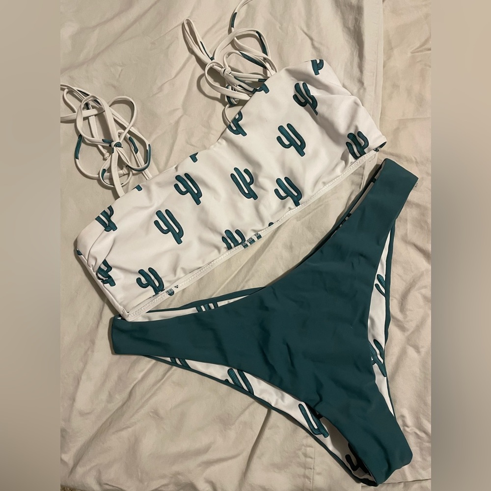 ZAFUL CACTUS SWIM SUIT SIZE LARGE